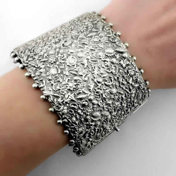 Georgian Repoussé Bangle